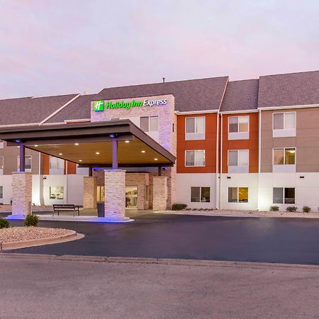 Holiday Inn Express And Suites Chicago West - St Charles By Ihg Сент-Чарльз Экстерьер фото