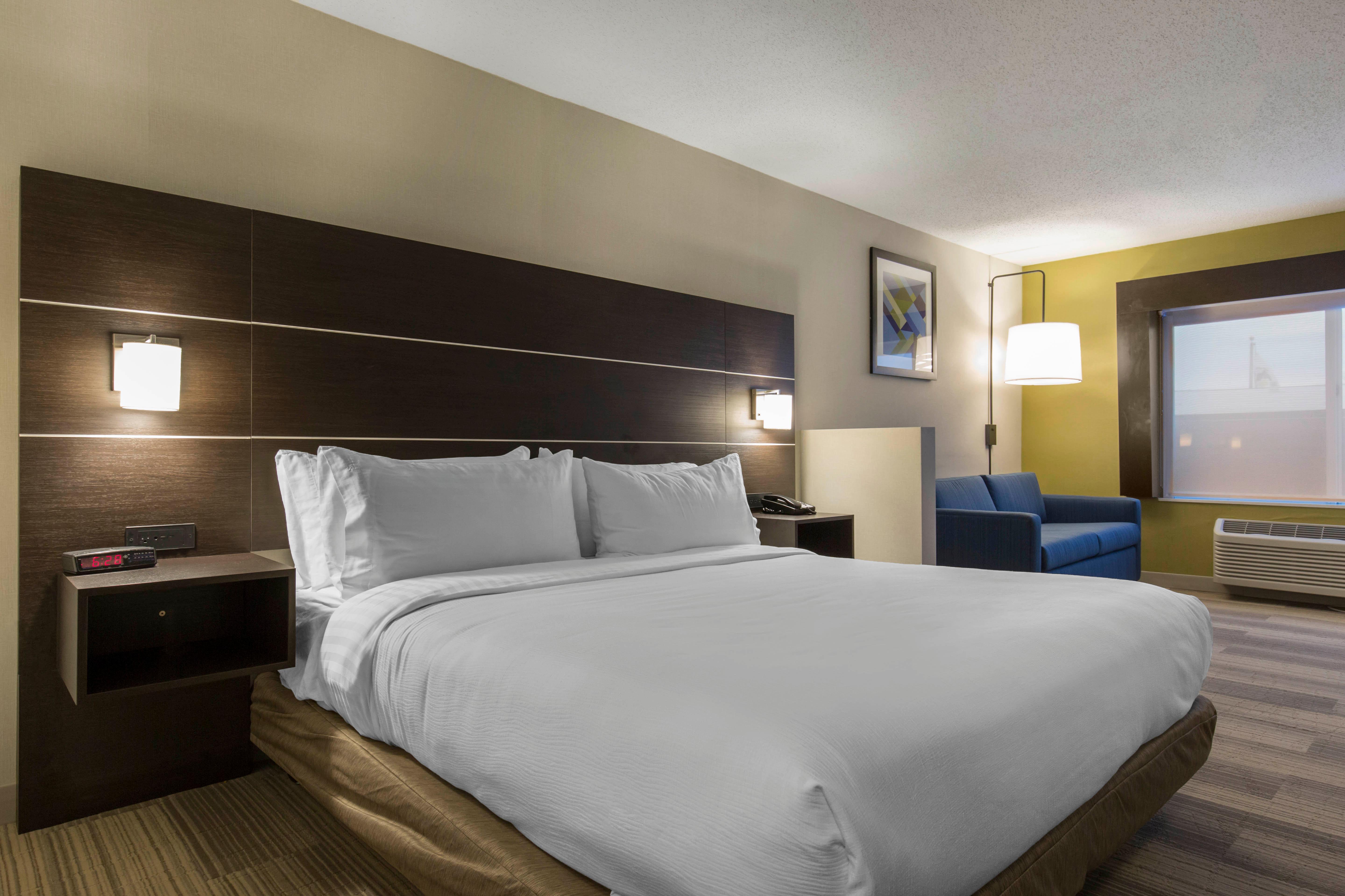 Holiday Inn Express And Suites Chicago West - St Charles By Ihg Сент-Чарльз Экстерьер фото