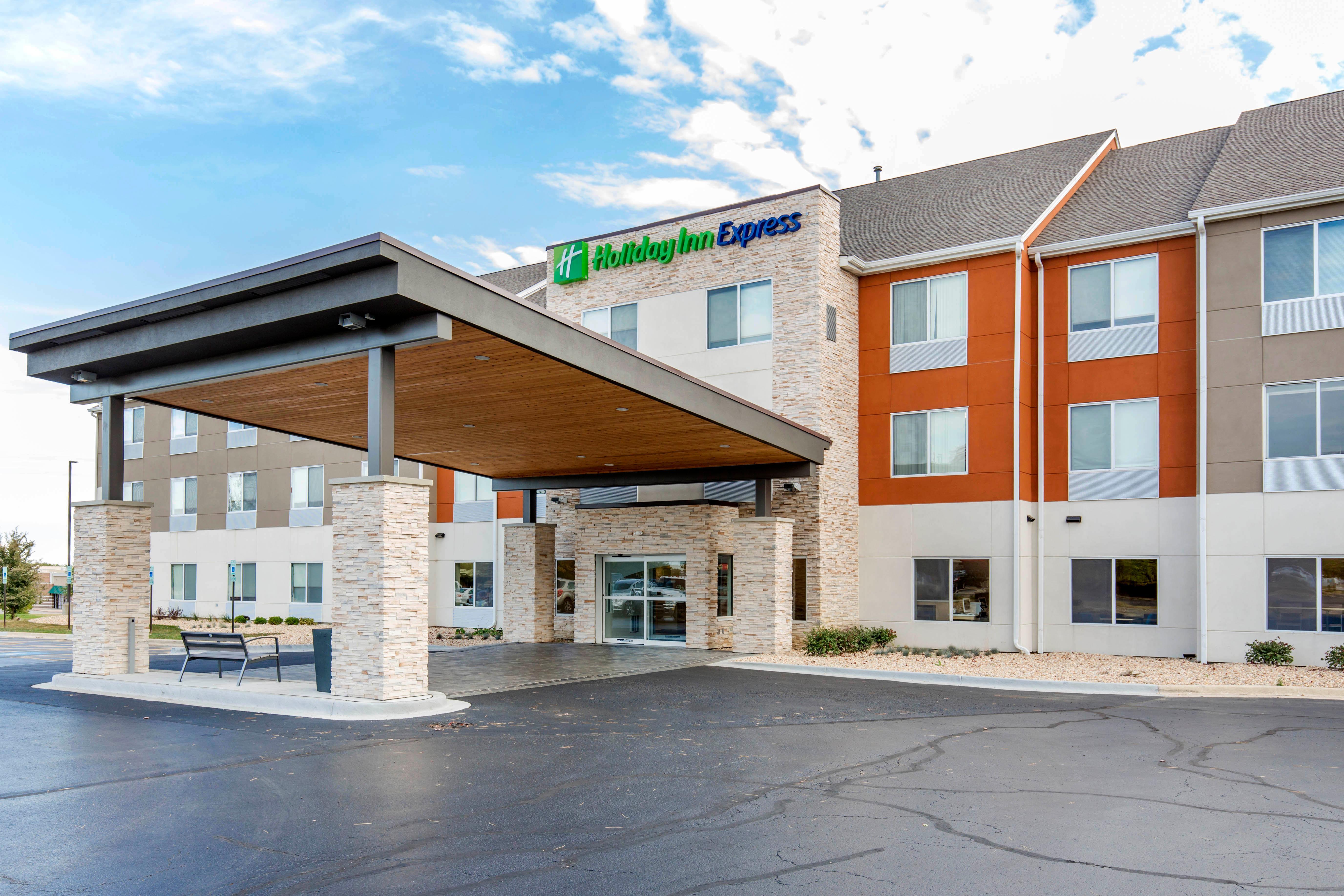 Holiday Inn Express And Suites Chicago West - St Charles By Ihg Сент-Чарльз Экстерьер фото