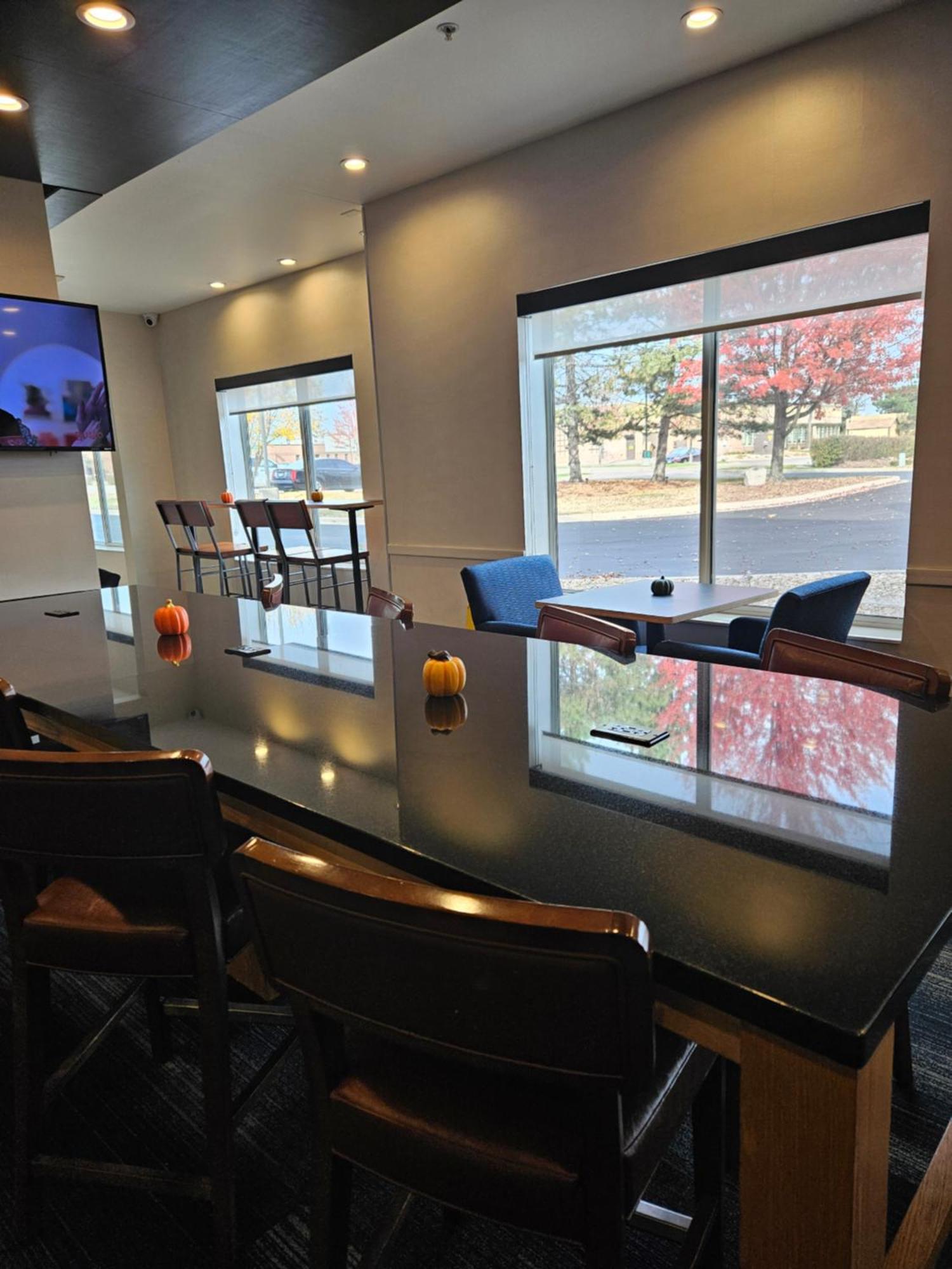 Holiday Inn Express And Suites Chicago West - St Charles By Ihg Сент-Чарльз Экстерьер фото