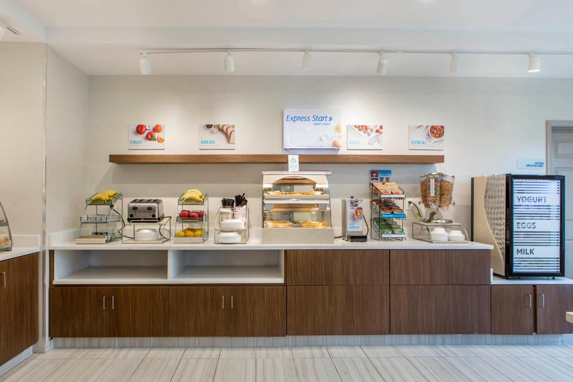 Holiday Inn Express And Suites Chicago West - St Charles By Ihg Сент-Чарльз Экстерьер фото